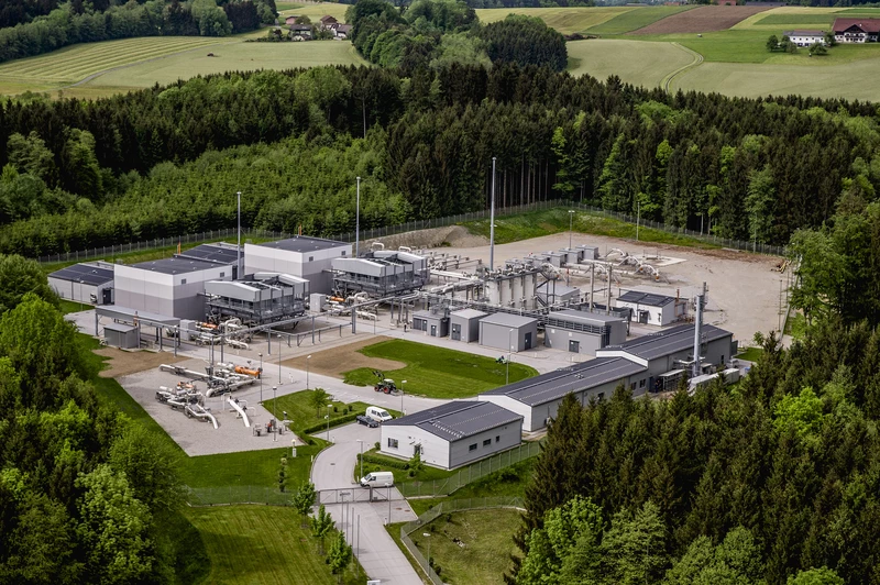 Storage facility Nussdorf from above surrounded by green fields